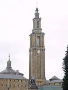 Torre de la Universidad Laboral de Gijón, con 130 m, tiene un mirador que es la mejor atalaya de Gijón. Es el edificio más alto del Principado de Asturias y el edificio en piedra más alto de España.