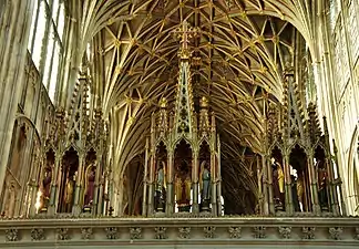 Bóvedas de tracería compleja de la catedral de Gloucester