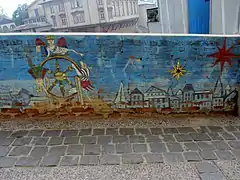 Grafitis en el paseo