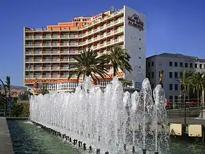 Una escena se rodó en la calle frente al Gran Hotel Almería.