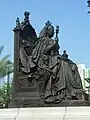 Estatua de la Reina Victoria en Victoria Park.