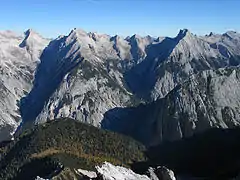 La parte media de la cadena Hinterautal-Vomper, desde el este de Ödkarspitze hasta el Laliderer Spitze desde el sur