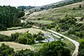 Camino de Villalbilla. Eras a la derecha. Criadero de perdices en desuso a la izquierda.