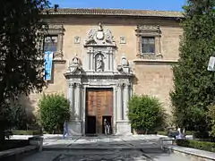 Fachada del Hospital Real de Granada