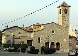 Vista de la plaza de la iglesia de Balenyá