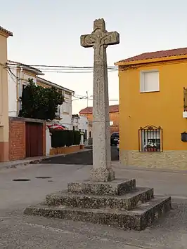 Cruz en Huélaga.