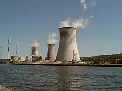 Torres de refrigeración de la central nuclear de Tihange
