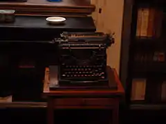 Antigua máquina de escribir Underwood, usada por Porras y Vargas Llosa.