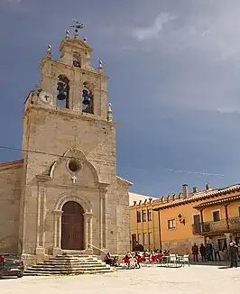 Iglesia de San Sebastián, en la plaza mayor