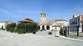 Iglesia de San Cristóbal y Ayuntamiento