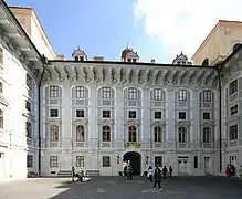 Patio interior del castillo