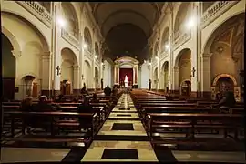 Interior de la iglesia.