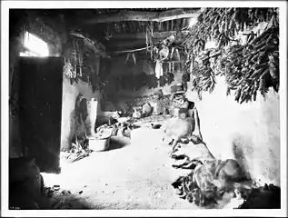 Interior de una casa hopi en 1900
