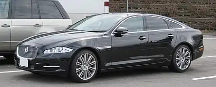 Jaguar XJ 2010.