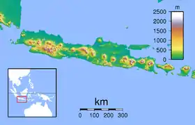 Raung ubicada en Isla de Java