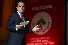 Javier Ramos López clausurando el Harvard World Mun