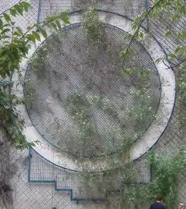 Reloj vegetal de Jean-Max Albert, en París.