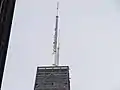 Detalle de las dos antenas del John Hancock Center.