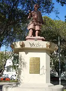 Monumento a Juan Godoy.