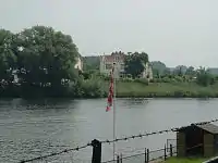 Castillo de Meerwijk desde el río Dieze