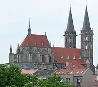 Iglesia de San Bartolomé (Kolín), con su elevado presbiterio (1360-1378)