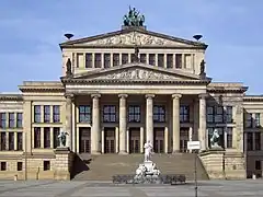 Konzerthaus Berlin (1818-1821), de K. F. Schinkel