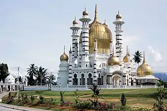 Mezquita de Ubudiah (1913), Kuala Kangsar, Perak, , obra de Hubback