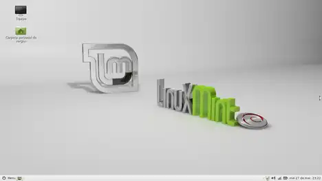 Linux Mint Debian Edition (LMDE) 201303, con escritorio MATE.