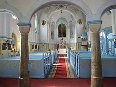 Interior de la iglesia Azul