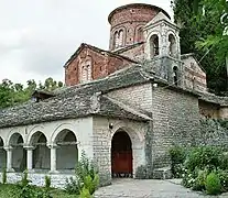Iglesia de la Virgen María, construida en el siglo X.