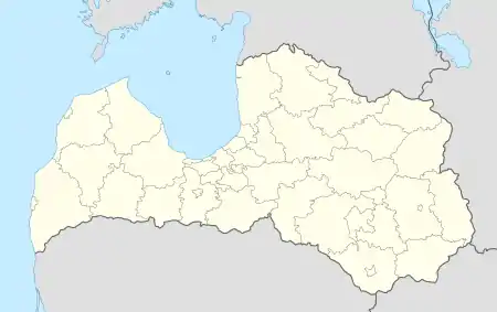 Skrunda ubicada en Letonia