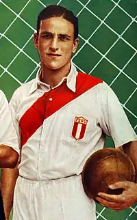 Teodoro Fernández, 4° máximo goleador, campeón de una Copa América y máximo anotador en Juegos Olímpicos.