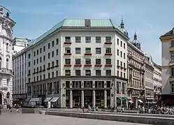 La Casa Loos en Viena, antigua Sastrería Goldman & Salatsch, de Adolf Loos (1910)