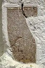 Detalle de las losas de la torre de la iglesia