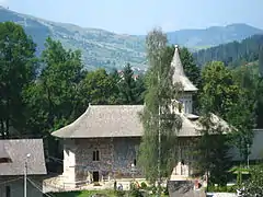 La Iglesia de San Jorge dentro del Monasterio de Voroneț.