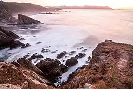 Acantilados de Loiba al atardecer.