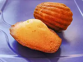 La madeleine (magdalena) es un bizcochuelo pequeño tradicional de Commercy y Liverdun.