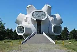 Ilinden (memorial) construido por las autoridades yugoslavas en 1974.