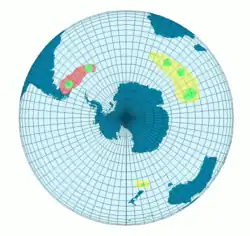 Distribución de A. patagonicus: en verde las zonas de cría, en rojo zonas de A. p. patagonicus y en amarillo zonas de A. p. halli.