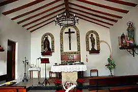 Nave de la Ermita de San Sebastián en Mas de Jacinto (Castielfabib, Valencia), vista del presbiterio  (2018).