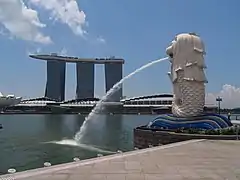 El Merlión del Parque Merlión, en frente de Marina Bay Sands.