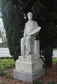 Monumento al Pintor Rosales