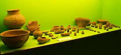 Conjunto de pucos, jarras, cucharas y cucharones. Período agroalfarero (300 a.C. al 1600).