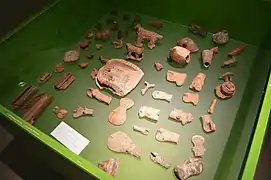 Conjunto de figulinas antropomorfas y apéndices ornamentales zoomorfos. Período agroalfarero (300 a.C. al 1600).