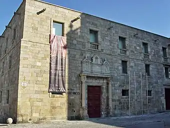 Museo Grão Vasco en el antiguo seminario cerca de la catedral.