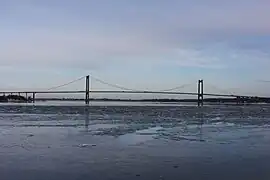 El puente en invierno, visto desde Middelfart.