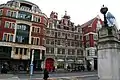 Una antigua estación de la London Fire Brigade en Bishopsgate (diseñada por Robert Pearsall), actualmente un supermercado.