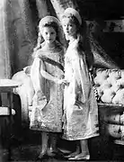 Olga y Tatiana Románova (1904).