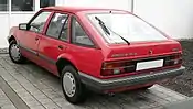 Opel Ascona C 5 puertas fastback tipo hatchback