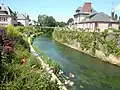 El río Touques a su paso por Pont-l'Évêque